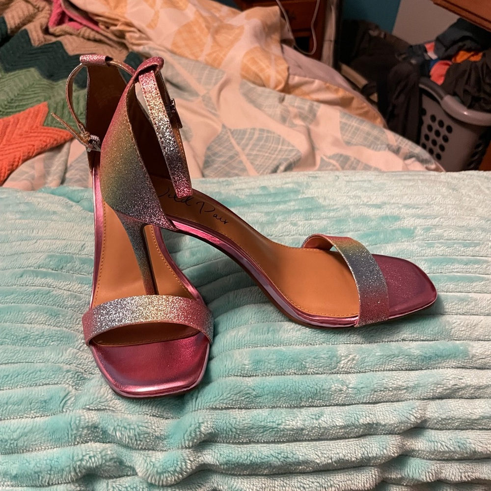 Wild Pairs Bethie Rainbow Heels